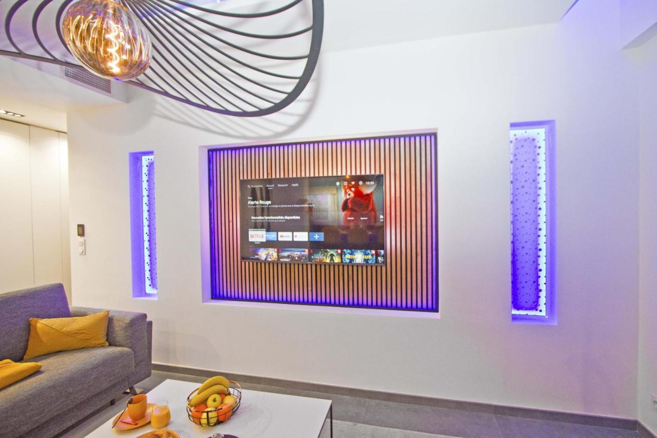 Luxury Garden Jacuzzi Promenade