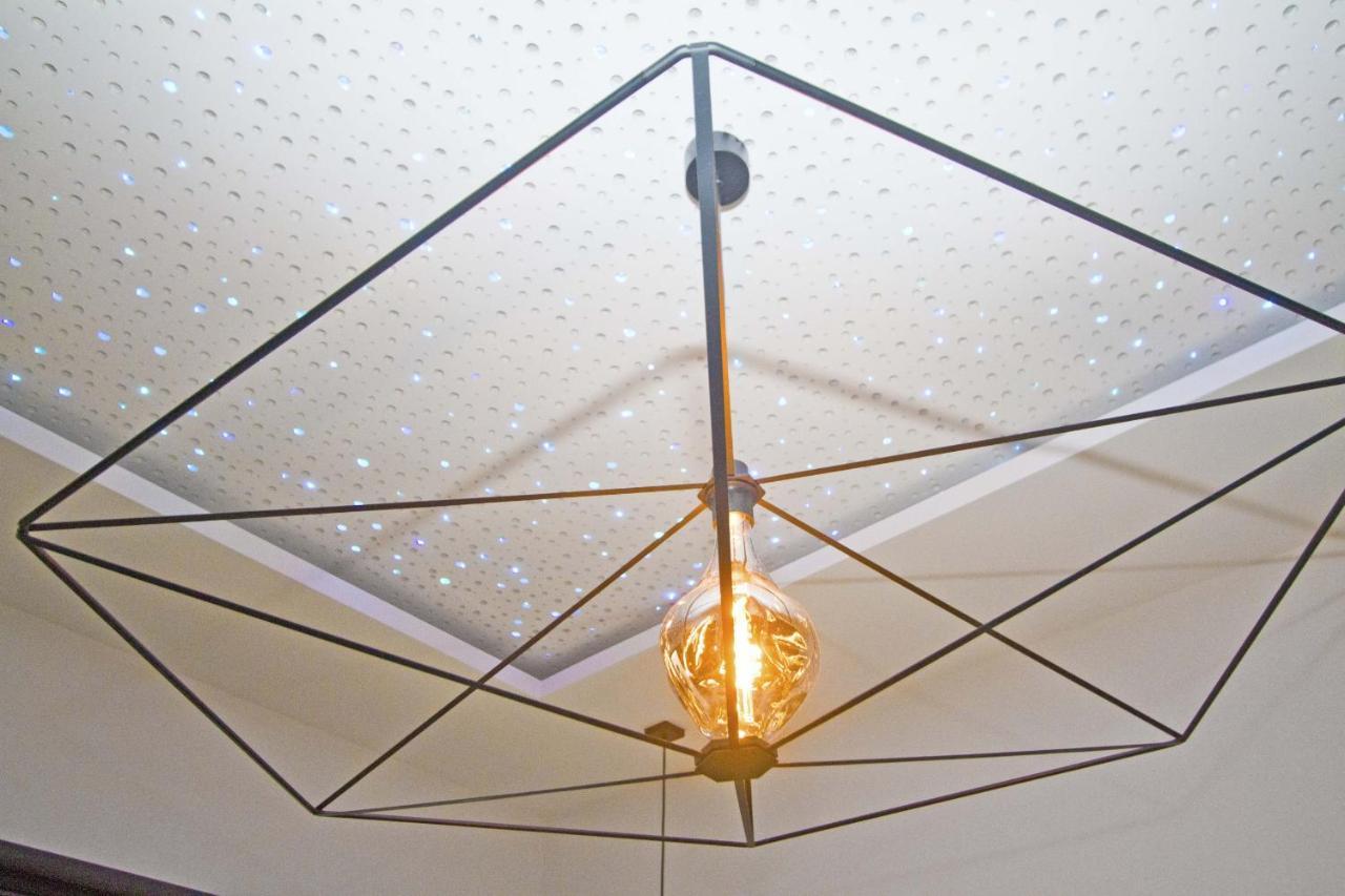 Luxury Garden Jacuzzi Promenade