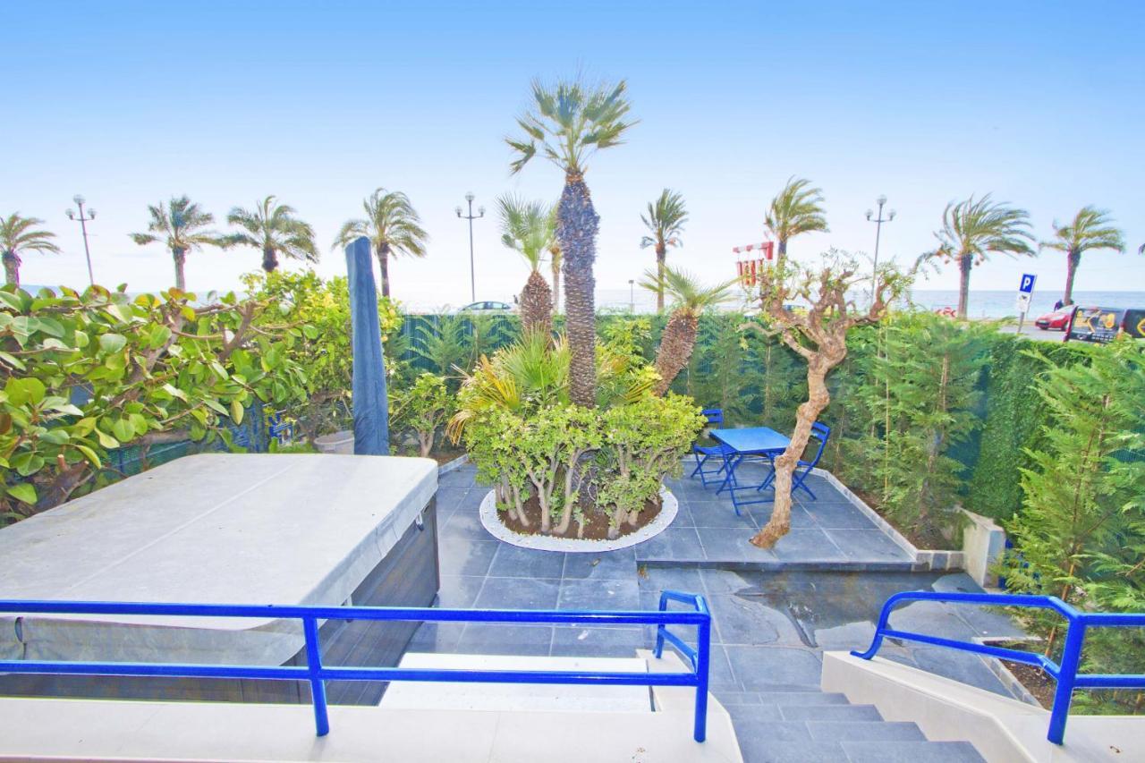 Luxury Garden Jacuzzi Promenade *