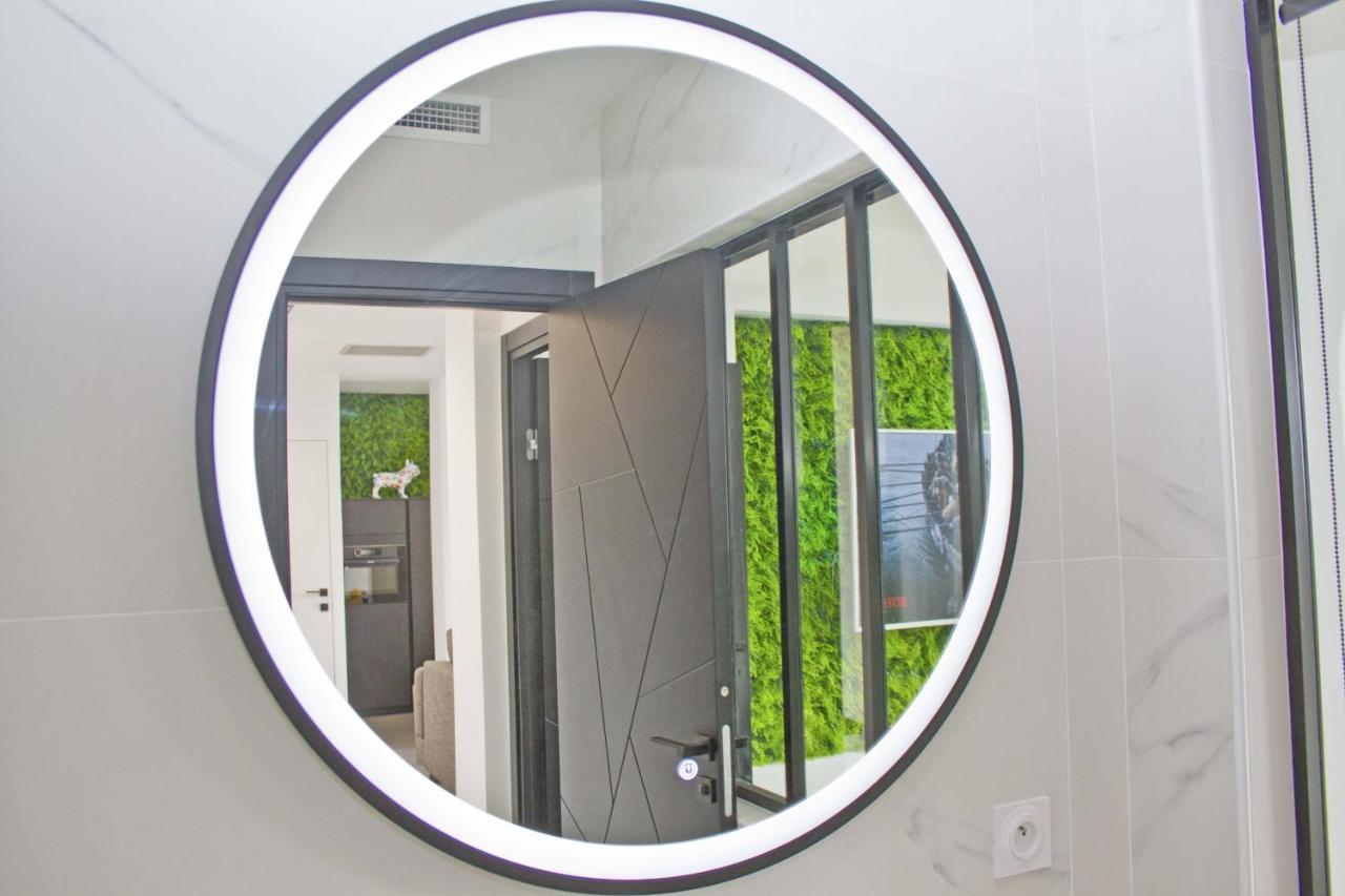 Apartment Luxury Garden Jacuzzi Promenade *