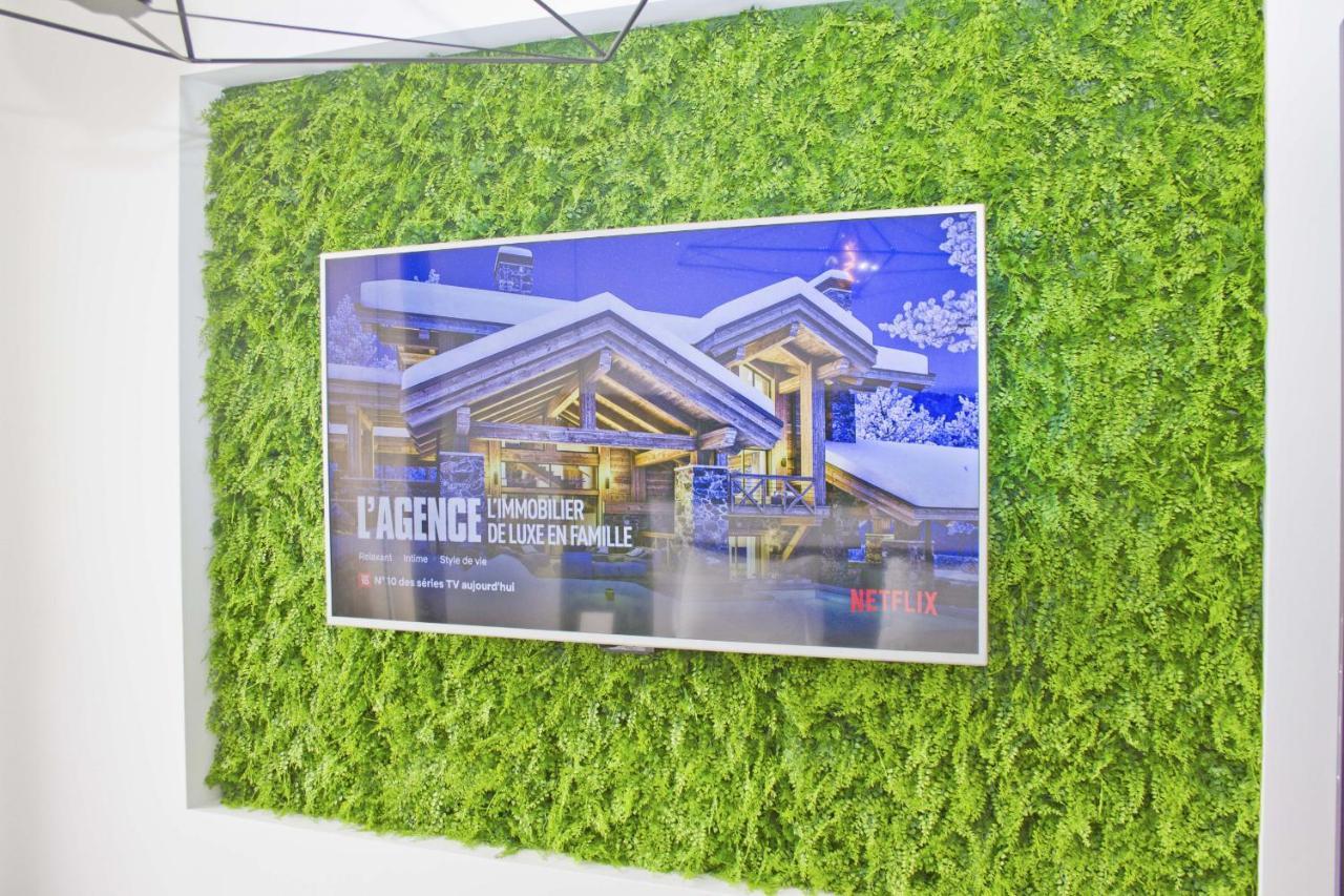 Luxury Garden Jacuzzi Promenade