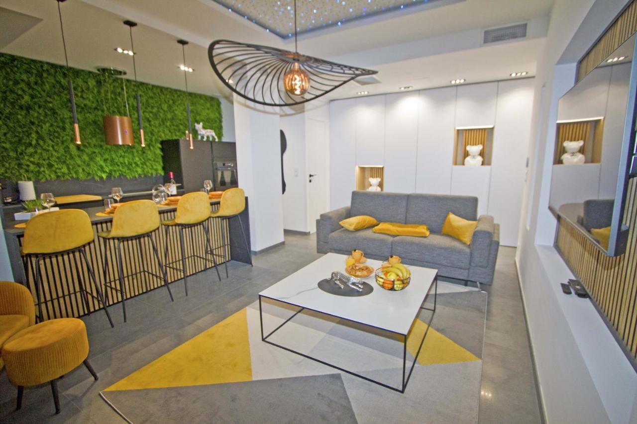 Luxury Garden Jacuzzi Promenade Apartment *