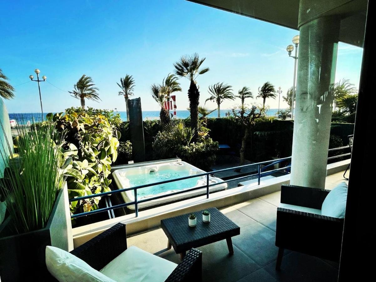 Apartment Luxury Garden Jacuzzi Promenade