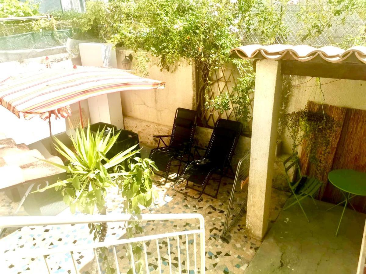 Grand T2 En Rez De Chaussee Avec Grande Terrasse Proche Du Centre Tramway A 2 Mn * Nice