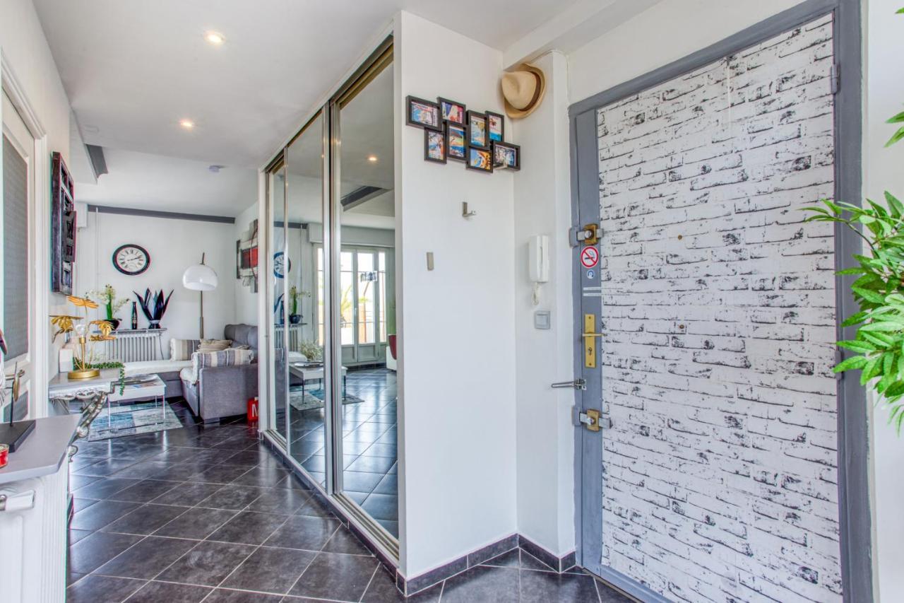 Apartment Le Mantega - F2 Moderne,centre Ville, 2 Grandes Terrasses,climatisation, Ascenseur *