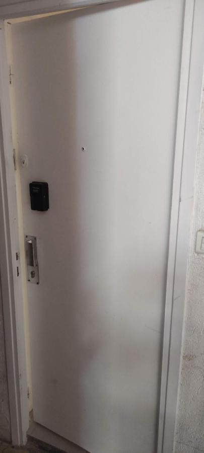 S4 Apartment *