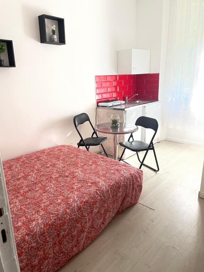 Aparthotel Meubles Inice *