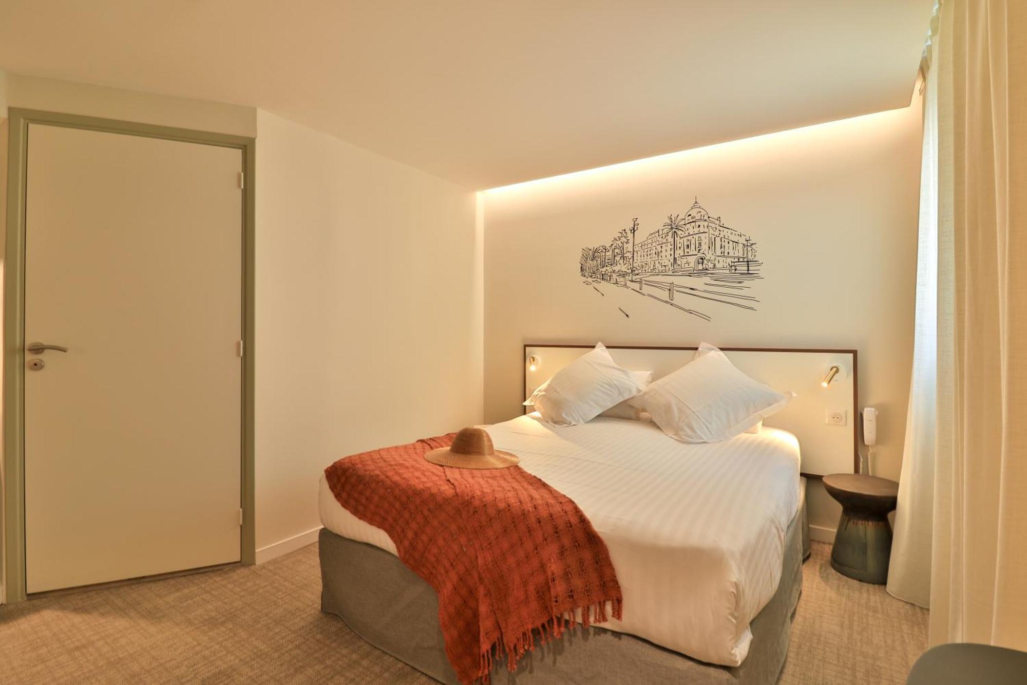 Hotel Du Pin Port Nice