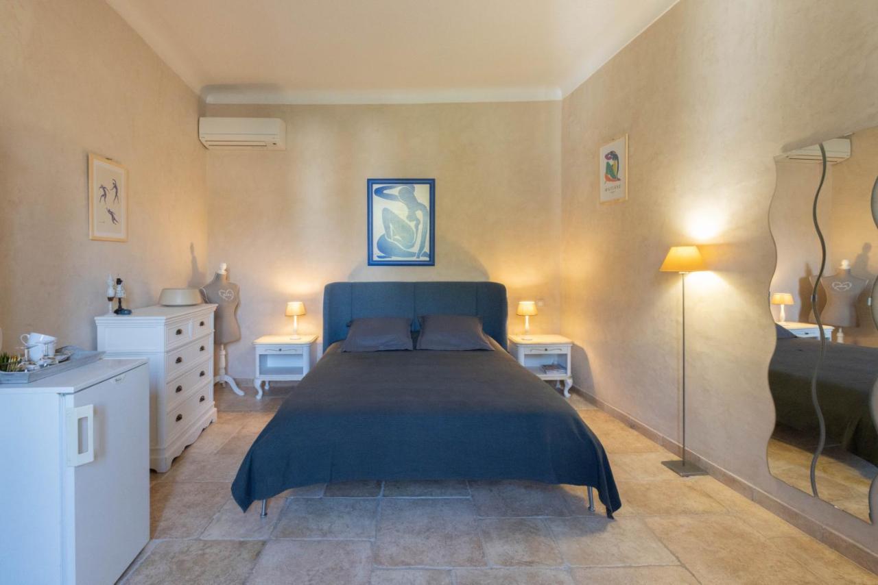 Castel Enchante Bed & Breakfast