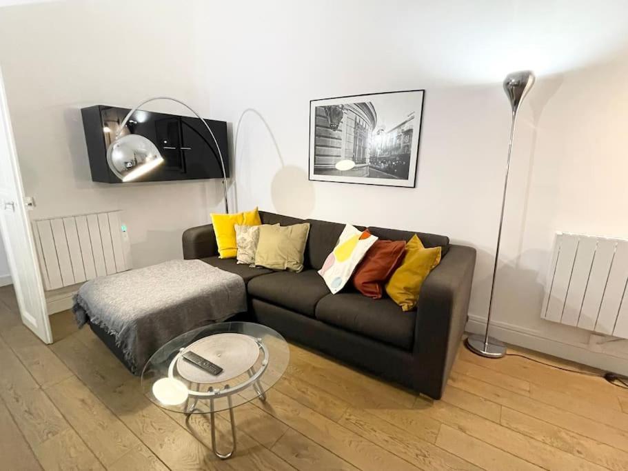 Homelivia, Vieux Nice, De Charme, Clim Balcon Apartment Nice