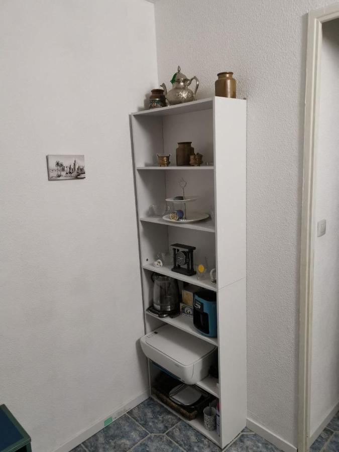A & H + Wifi Homestay