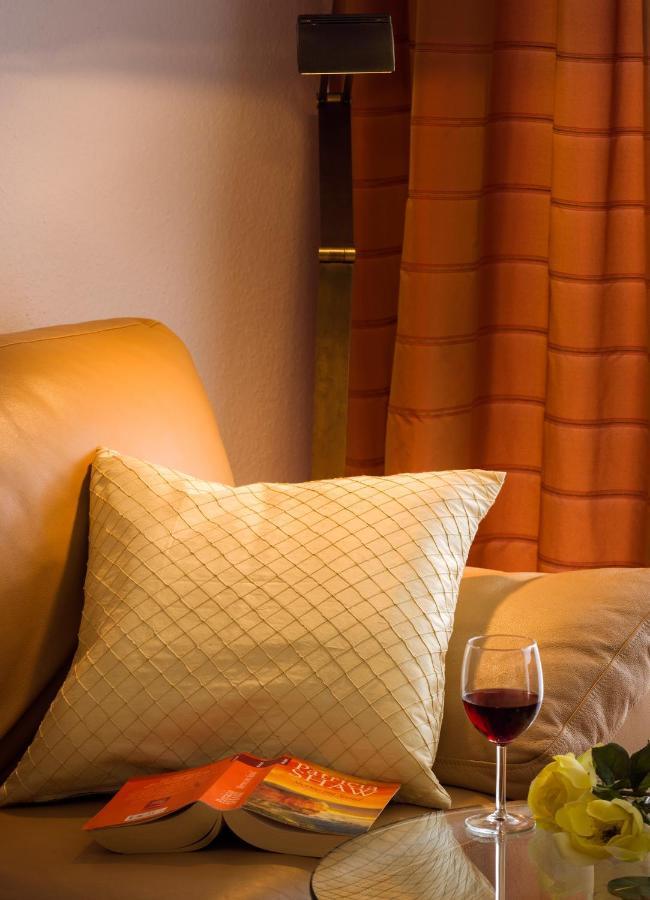 Les Oliviers: Serene Rooftop Retreat With Sea Views And Pool * Nice