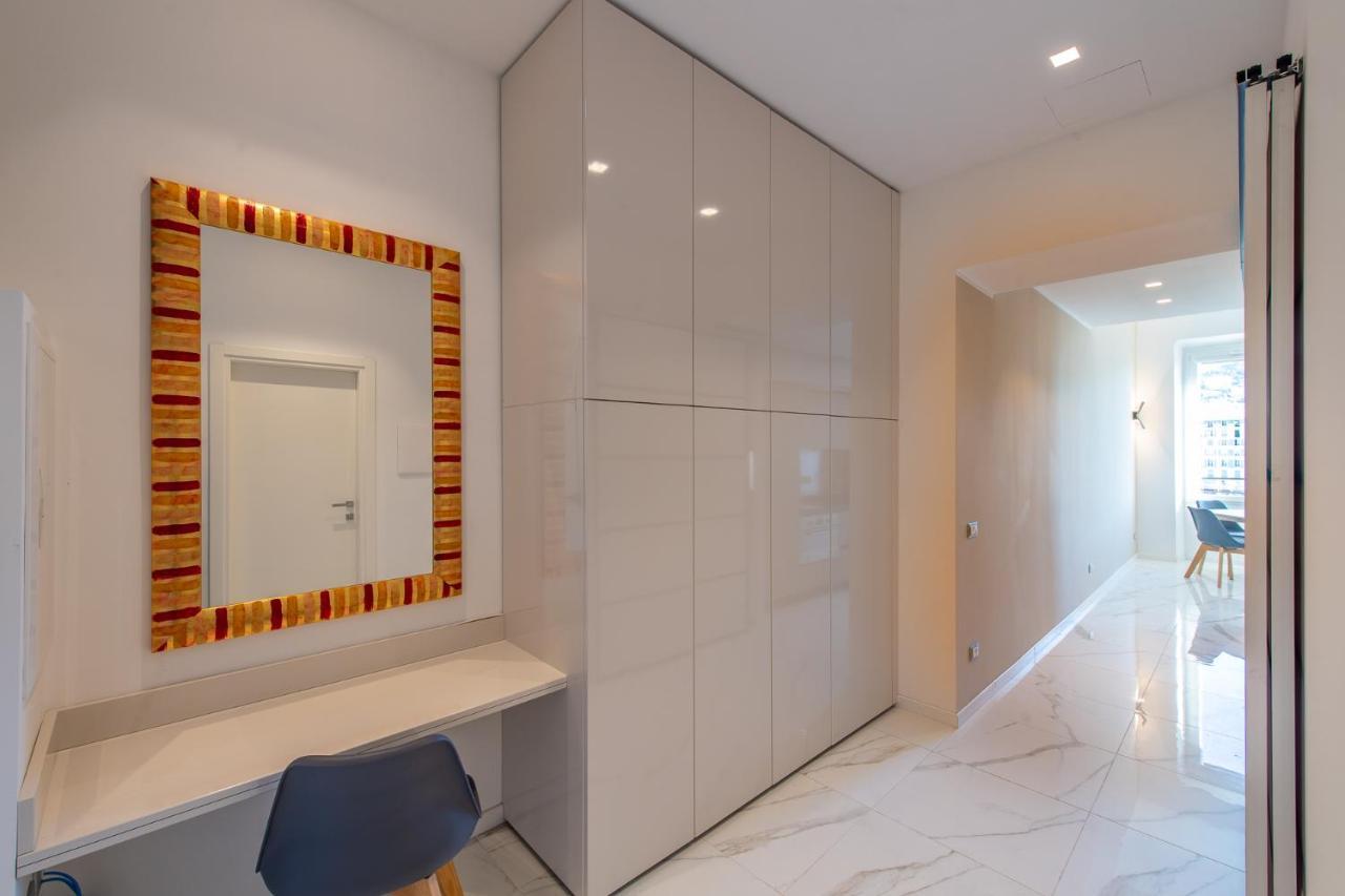 Sea View, Vue Sur La Port De - De Charme 2 P * Nice