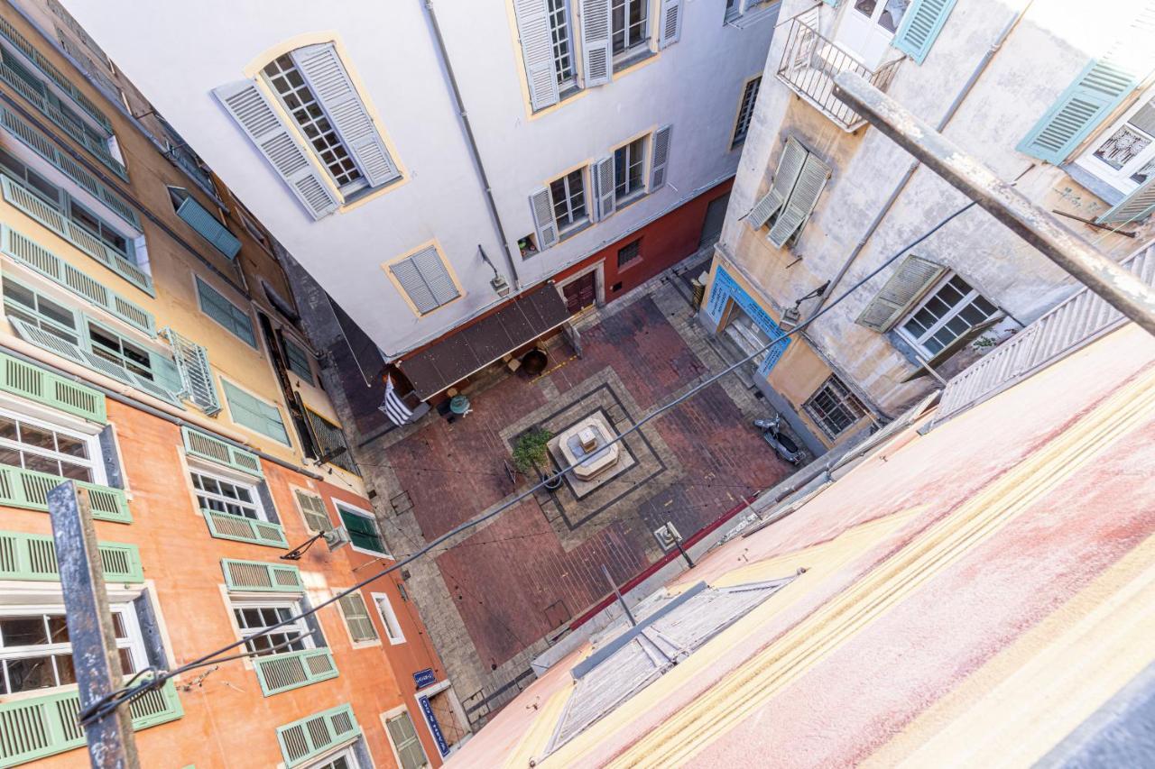 Spacious 2 Bdr Old Town Heart Nice