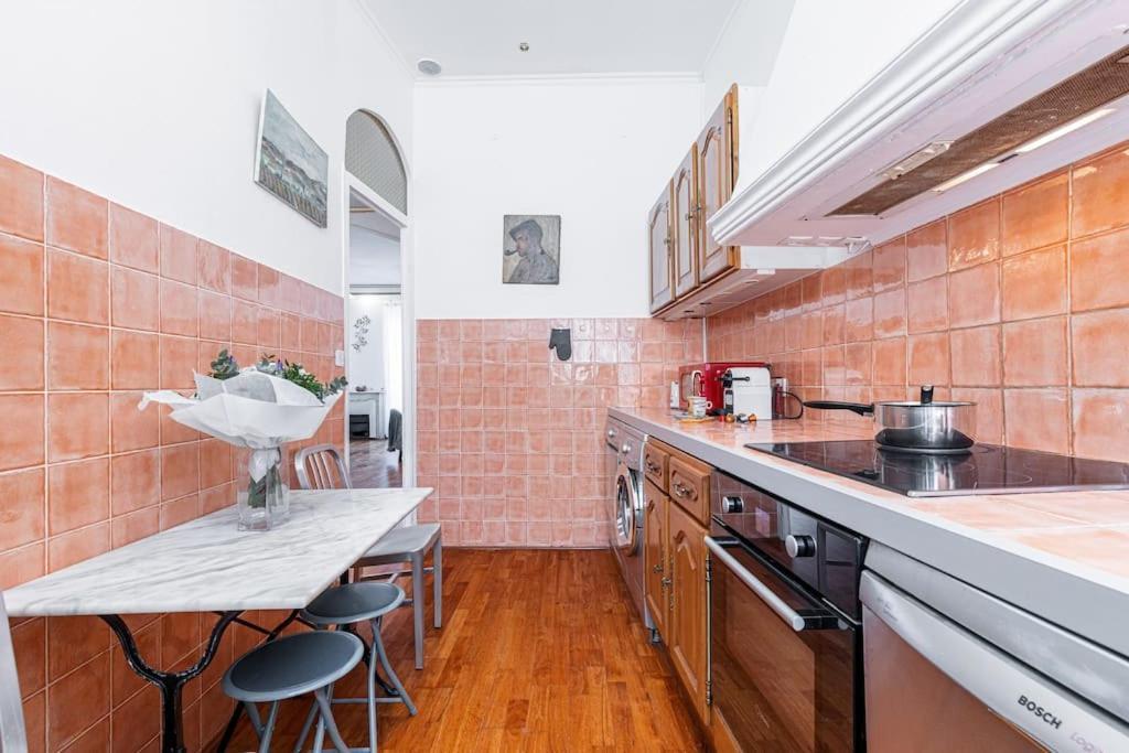 My Casa - Risso - Comfortable 3 Bedrooms With Balcony *