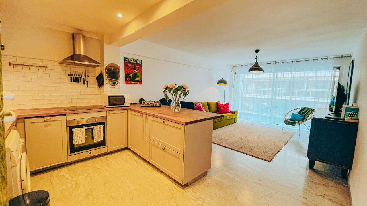 Elegant, Spacious, Central Nice