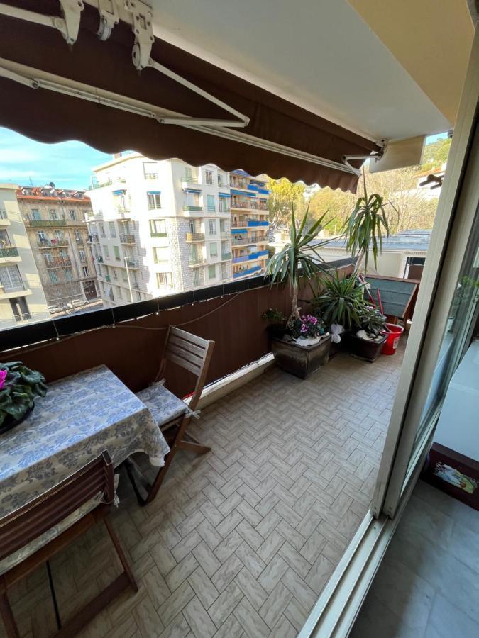 Privee Avec Terrasse Au Port De * Nice