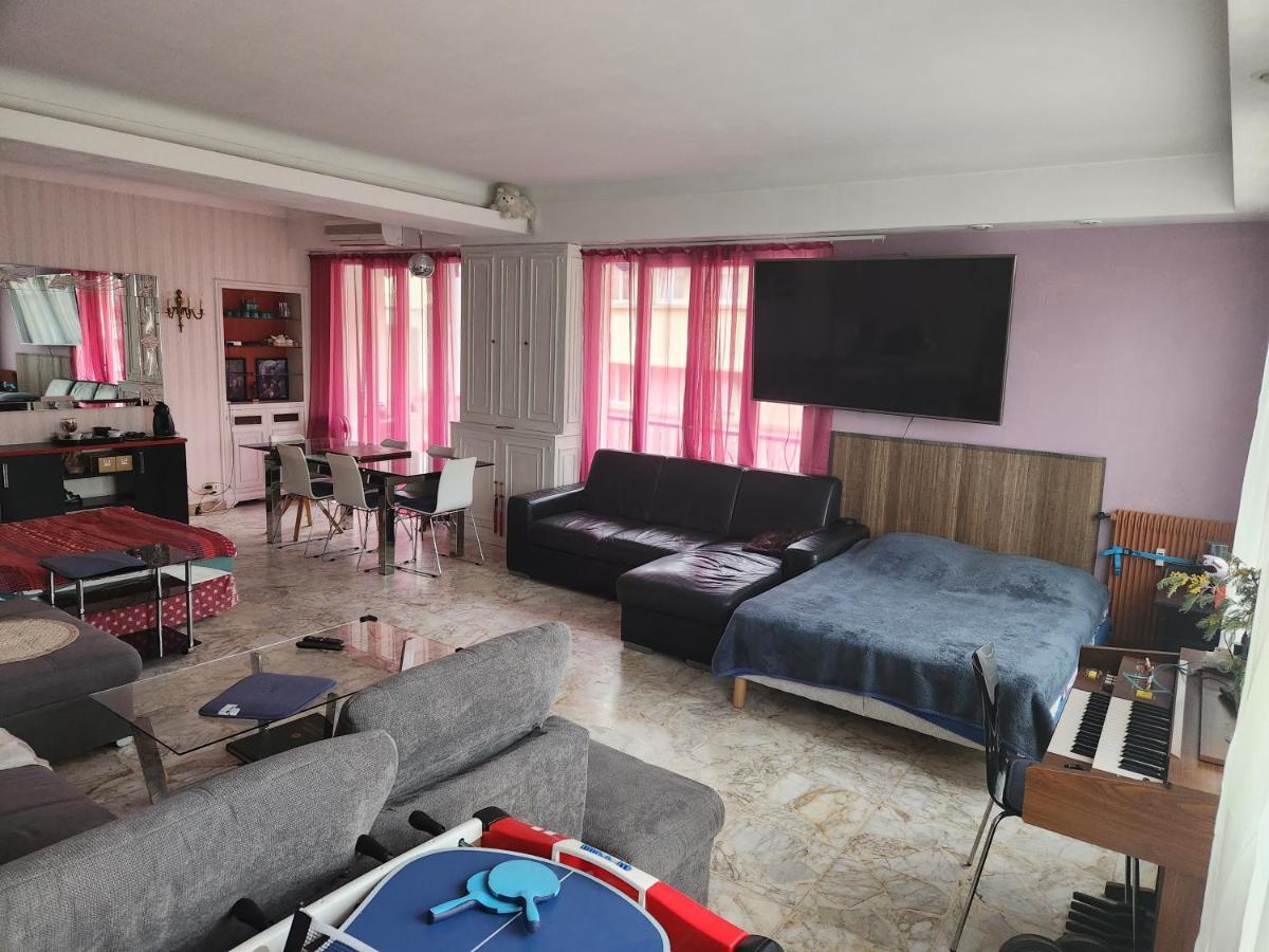 Apartamento Big 140m2 5min Walk To Sea &promenade 3 Double Rooms,big Living 42m2, 3 Showers,9 Beds, Free Parking Nice