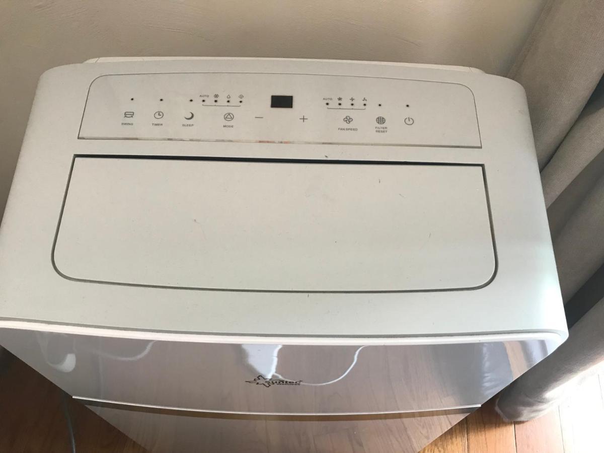 Spacious And Bright Flat Close To The : Heart Of Old Apartment