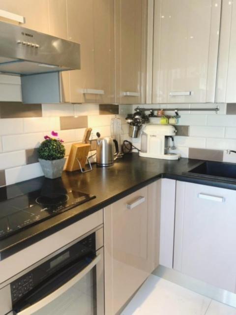 Apartment Luxurious Near The Airport *
