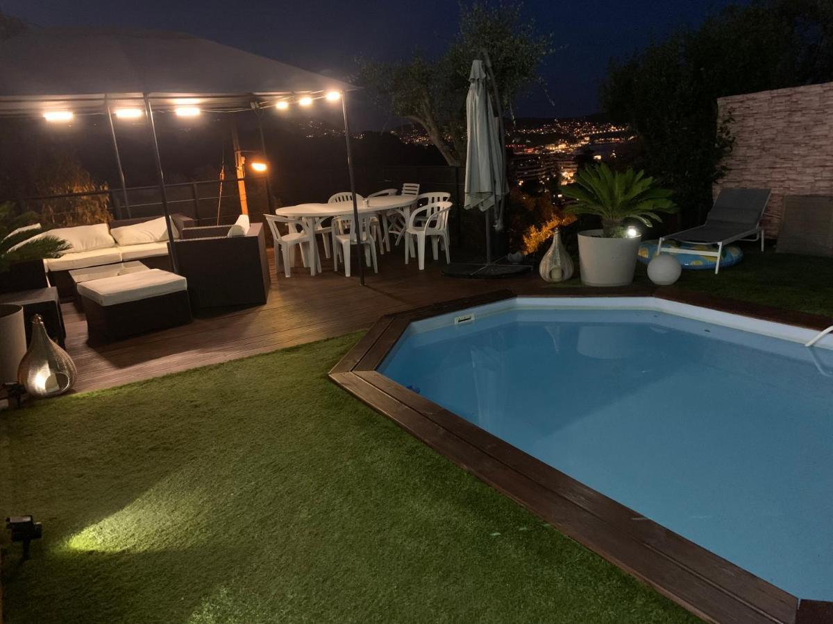 Vakantiehuis Romantic In The South Of France With A Private Garden , Pool And A Terrace