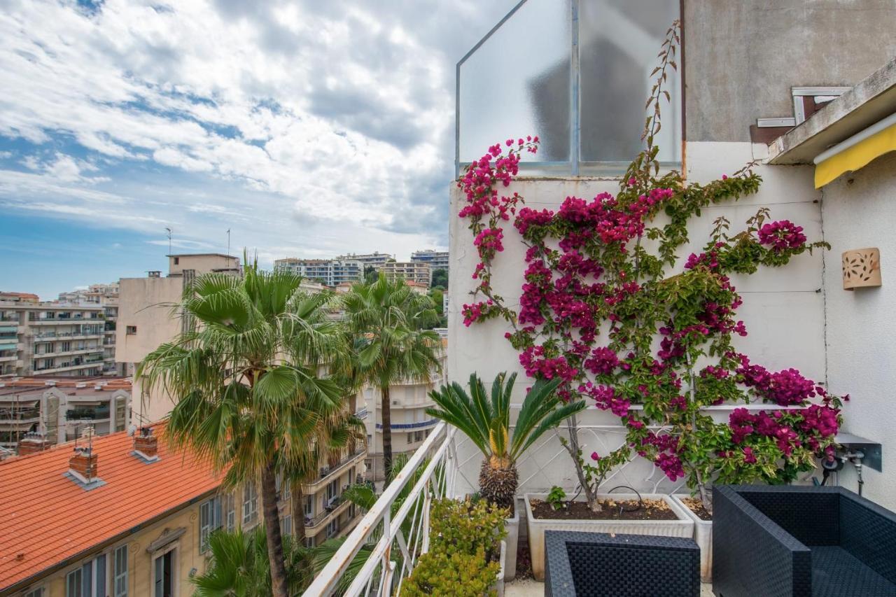 Fleurs De Furnished Flat Apartment