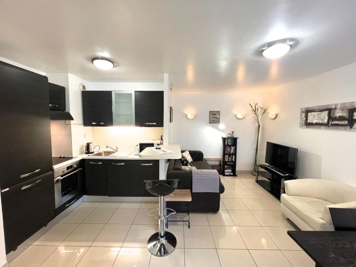 Sunlight - Mirage - With Parking And Terrace Apartment Nice