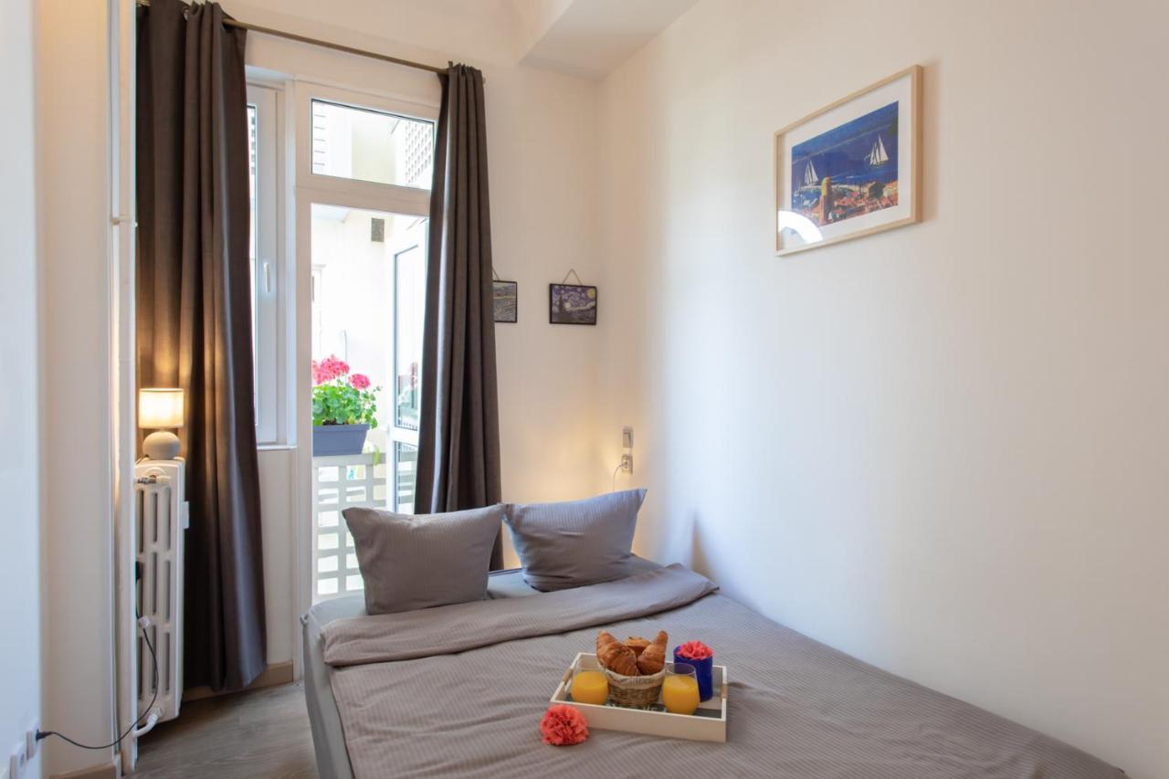 Boutique Center 3 Min Walk , Free Parking Apartment Nice