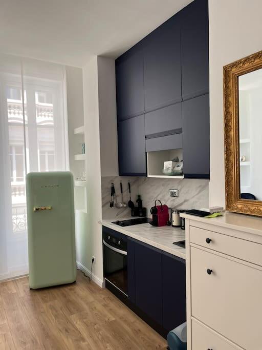Charming 1 Bed Flat In Nice, 300m From Apartment *