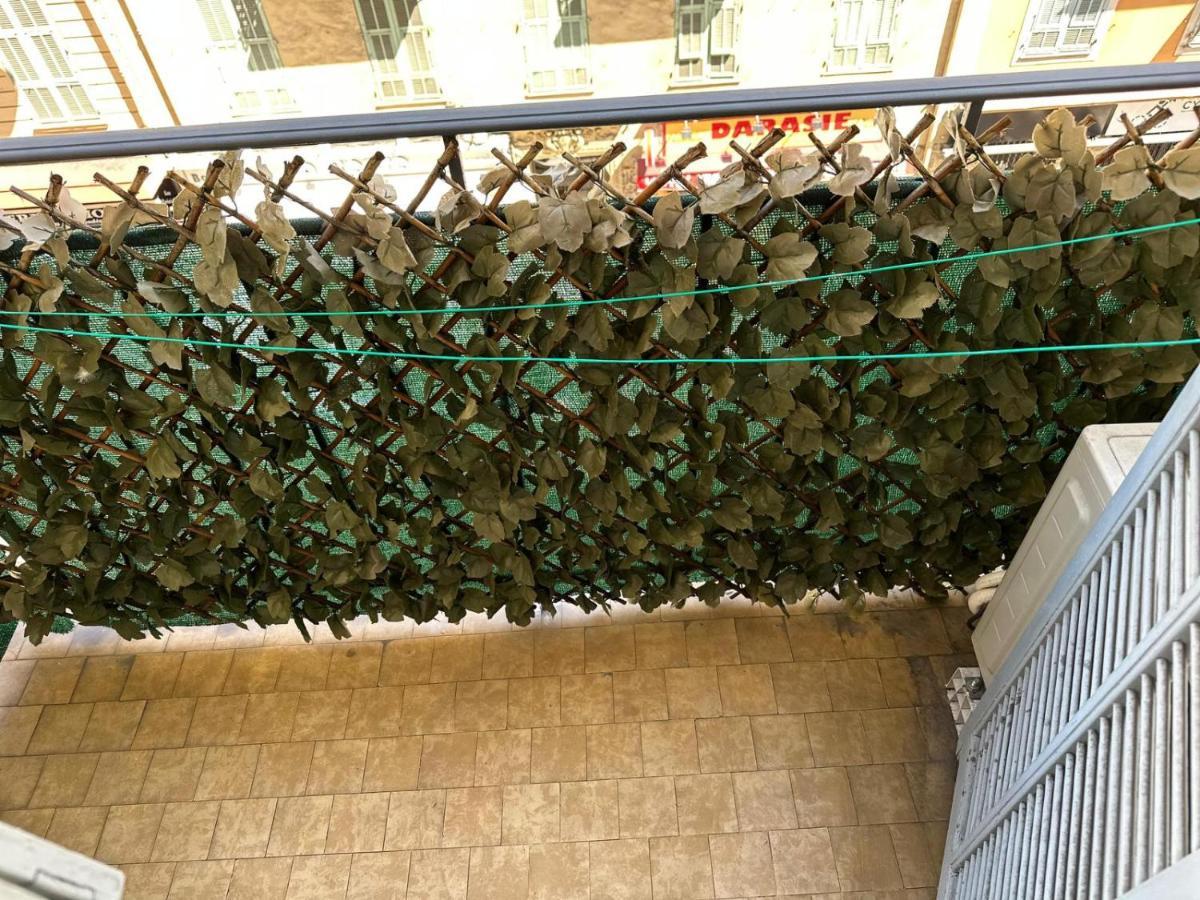 Apartment 600m Port, Tramway, Clim, Wifi