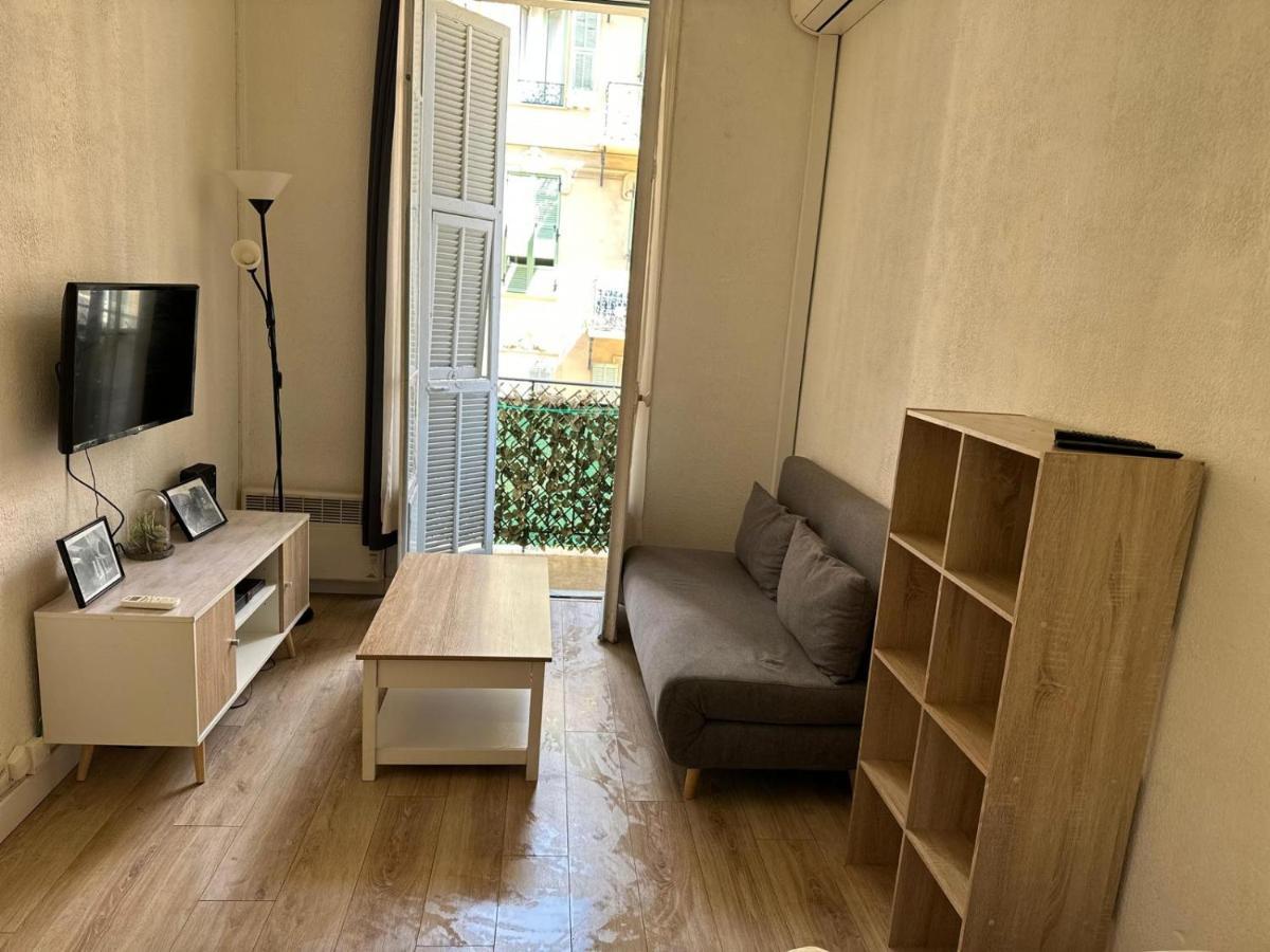 600m Port, Tramway, Clim, Wifi Apartment Nice