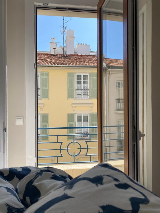 The Entire 2 Rooms, Balcony, Sea View * Nice