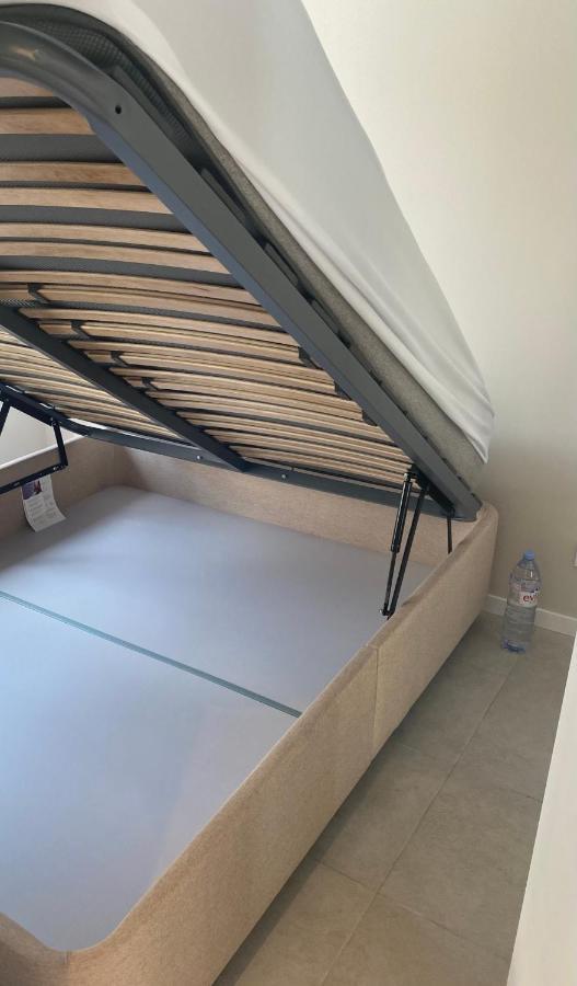 The Entire 2 Rooms, Balcony, Sea View