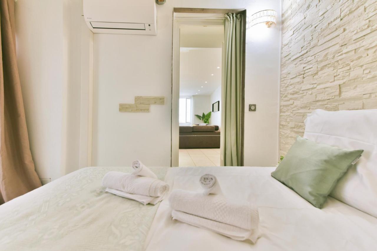 Grand Appartement- Le Port A/c