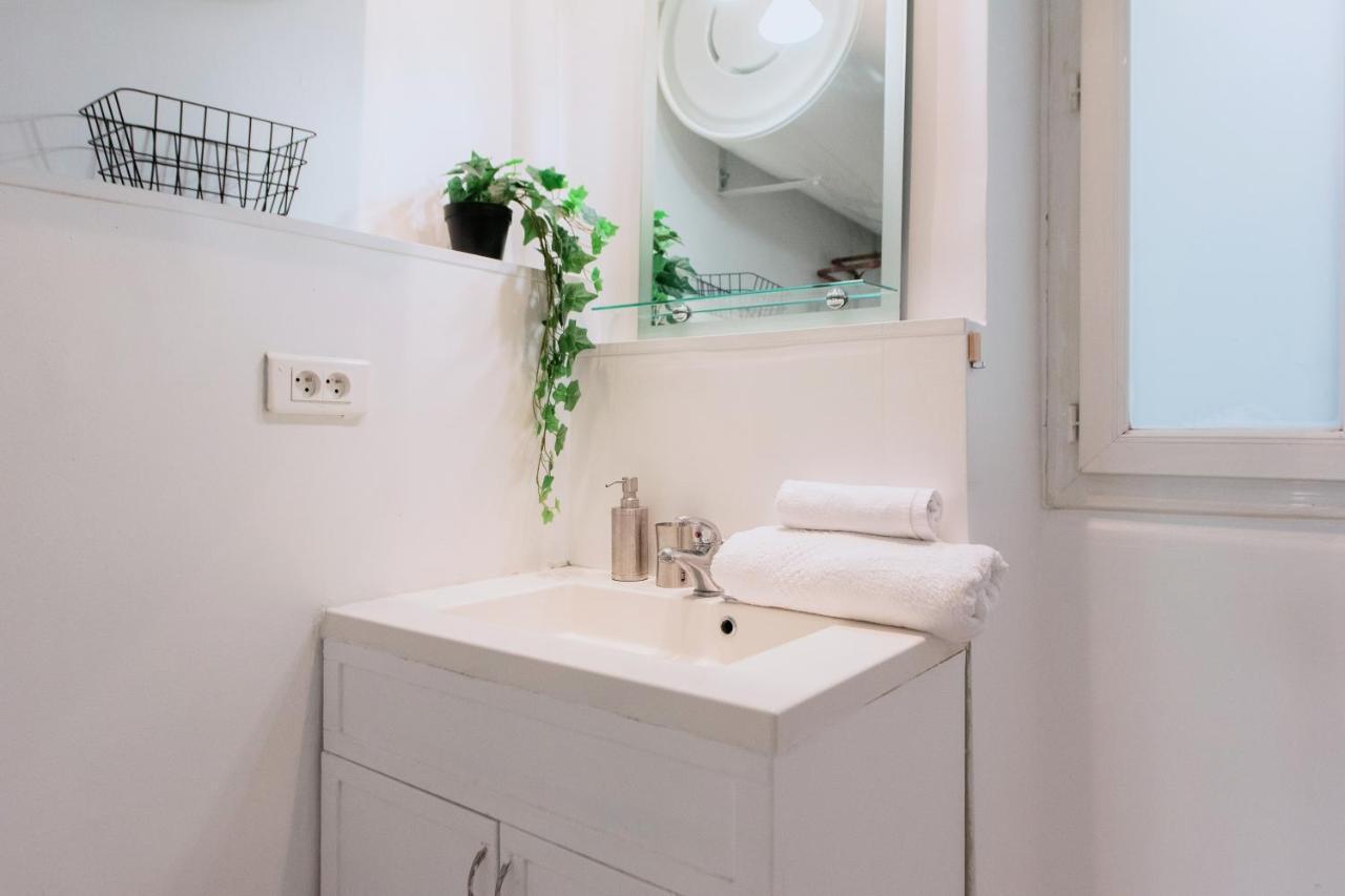 Apartment Grand Appartement- Le Port A/c