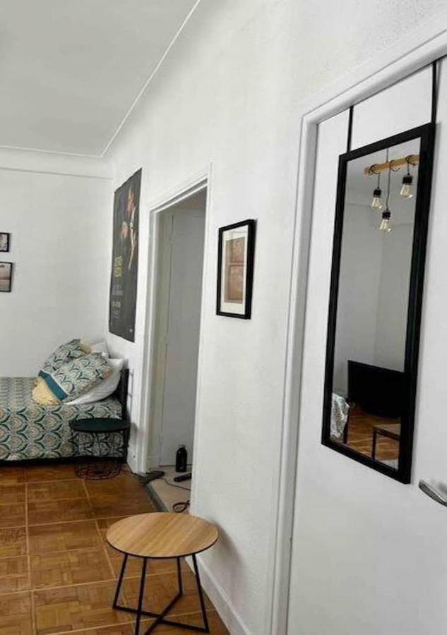 Calme Hyper Centre *