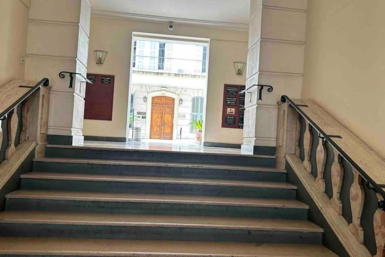 Calme Hyper Centre Apartment *