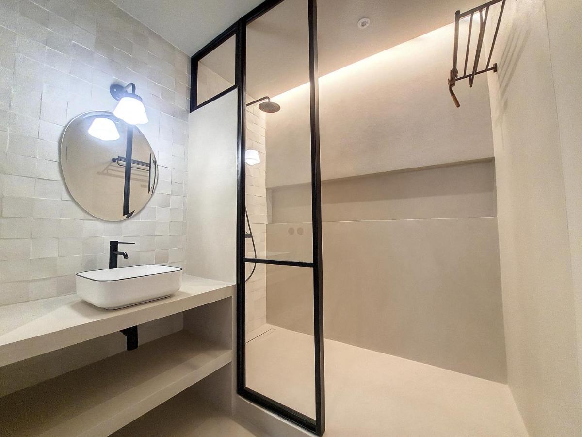 Nestor&jeeves - Riviera - - Near *