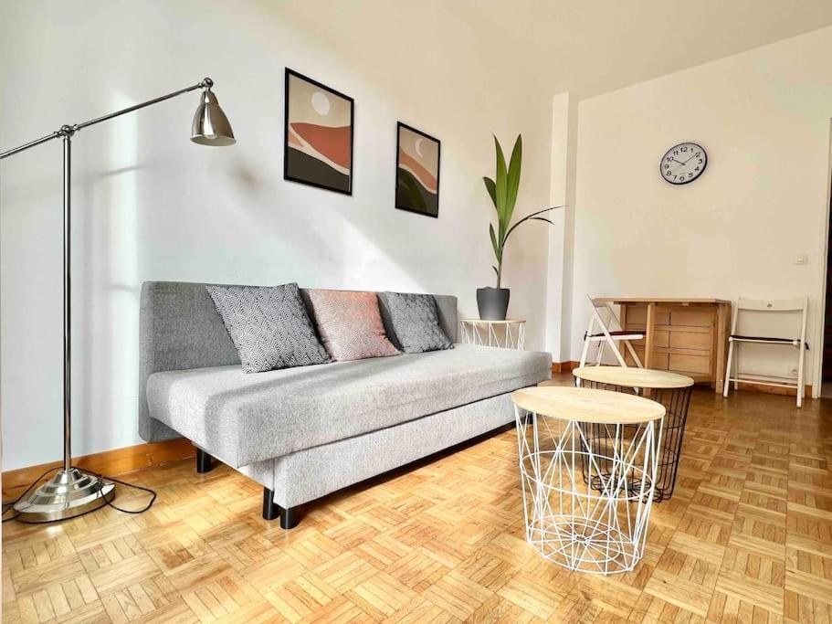 Apartment Le Yannick : Wifi/tramway/lumineux/calme