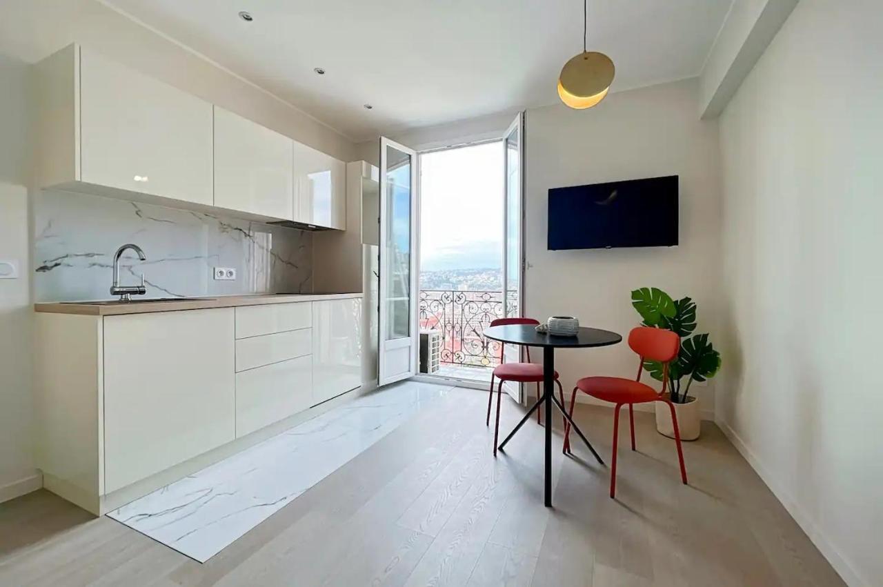 Le Panoramique Apartment