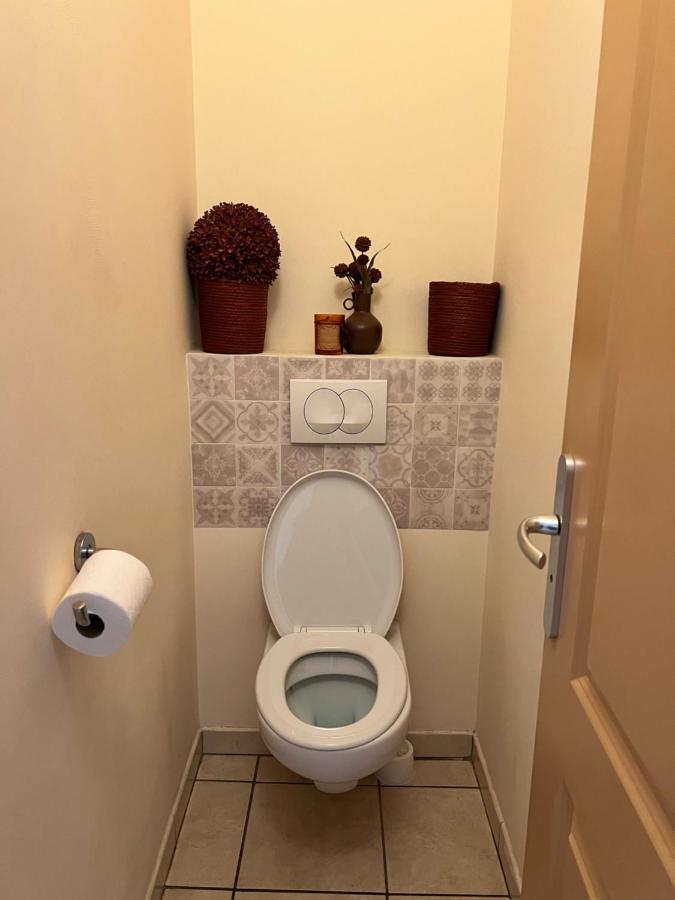 Seaside Pool And Tennis * Nice