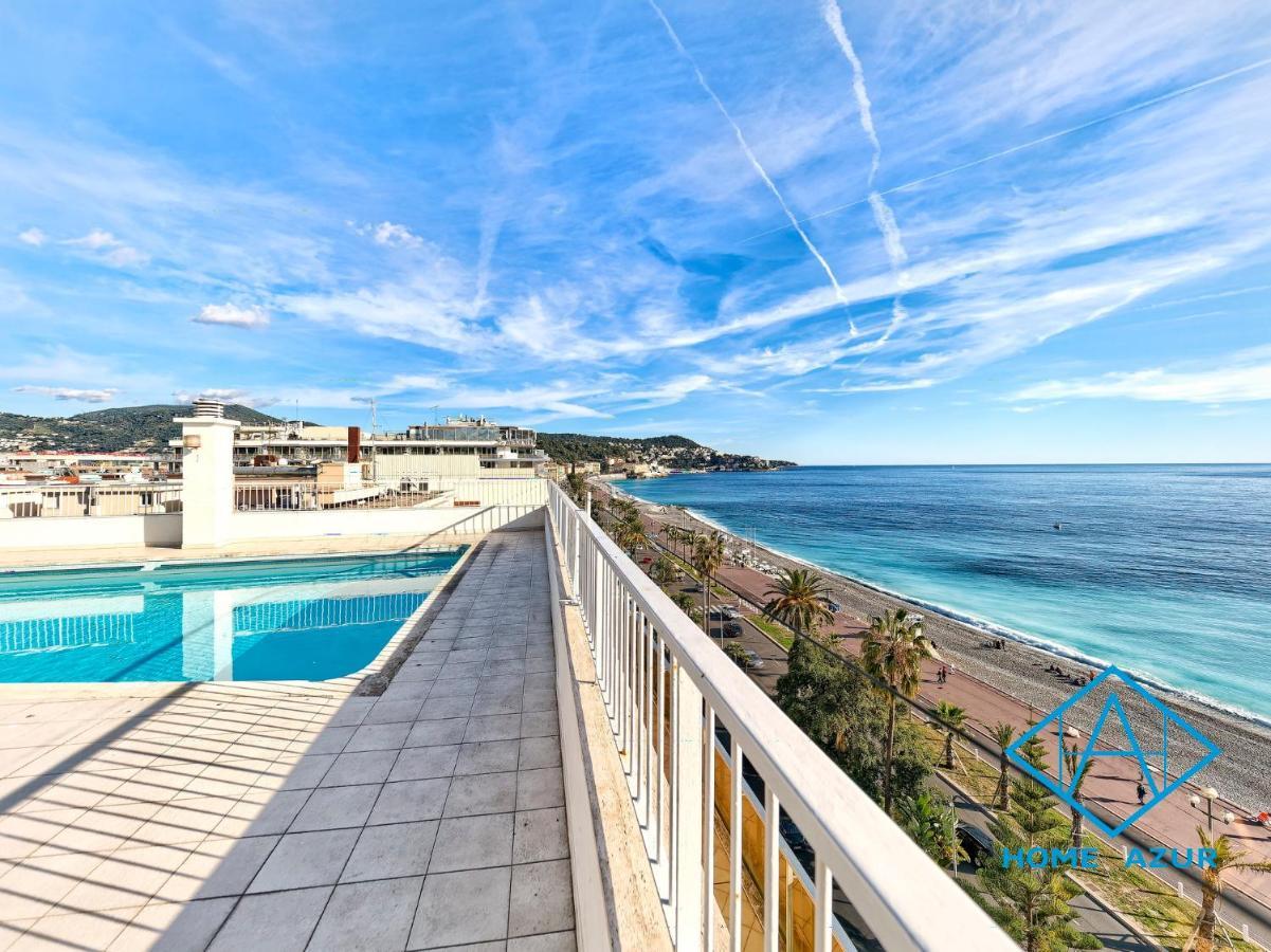 Royal Lux Spacious Seaside Pool *