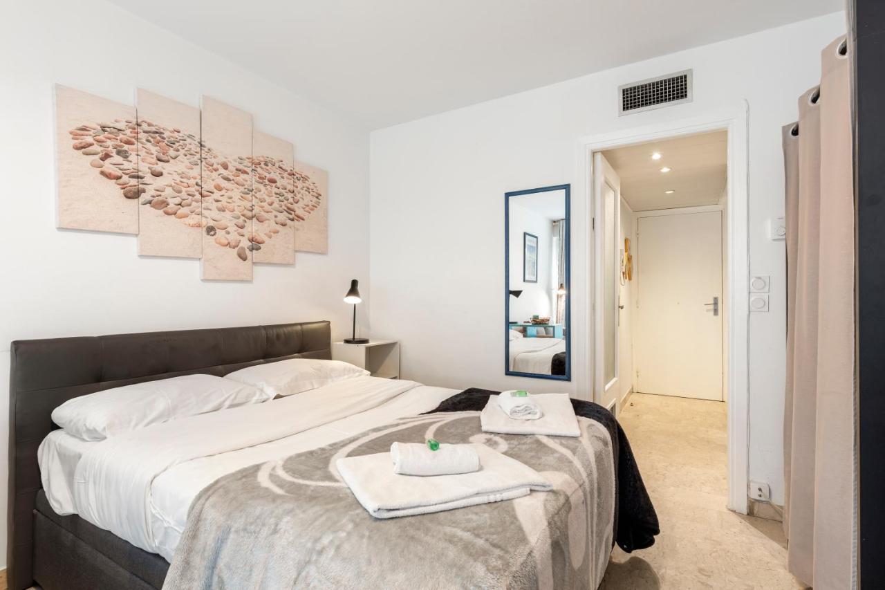 Massenet Five Stars House