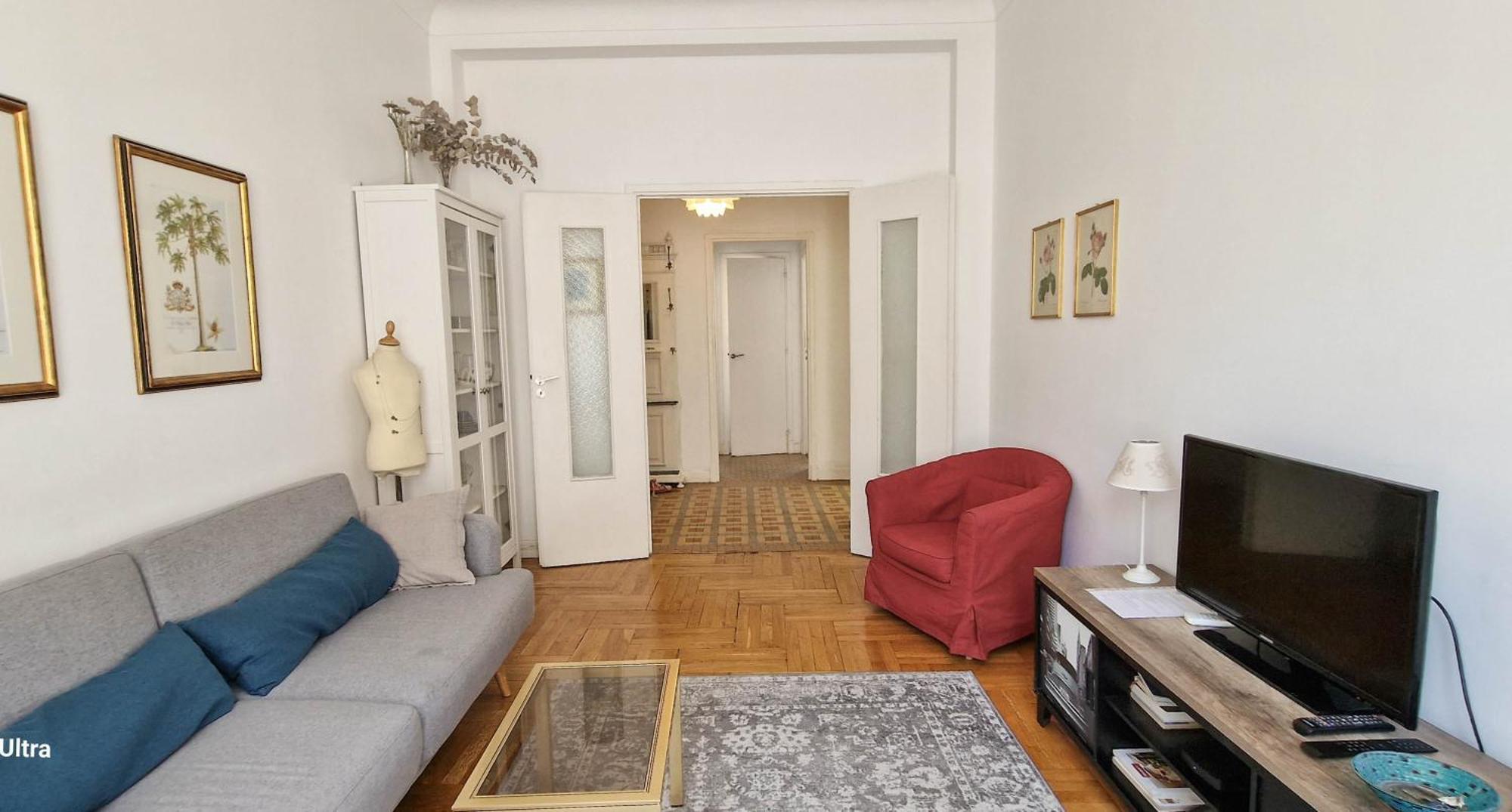 Apartment Center Nice,1 , 2 Balcons *