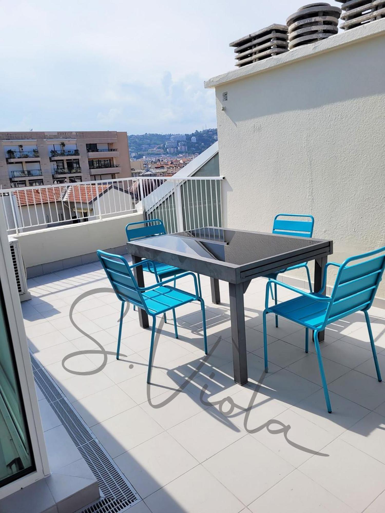 Royal Lux -last Floor, View *