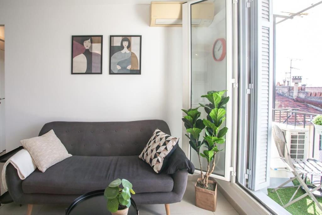 L33 2p Jean Medecin Centrale/ 2 Balcony & Ac Appartement *