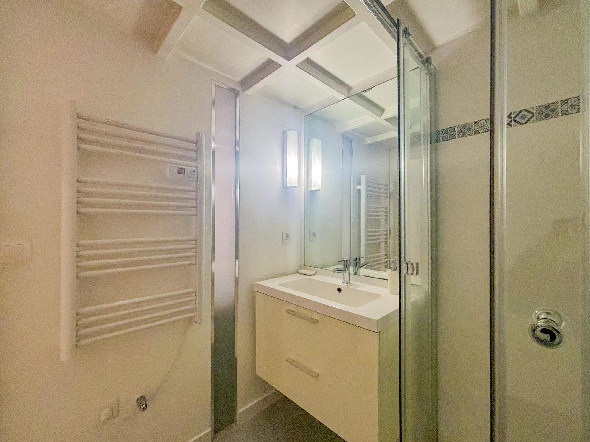 Liberte - Wifi, Ac, 3pers, Hyper Centre Apartment