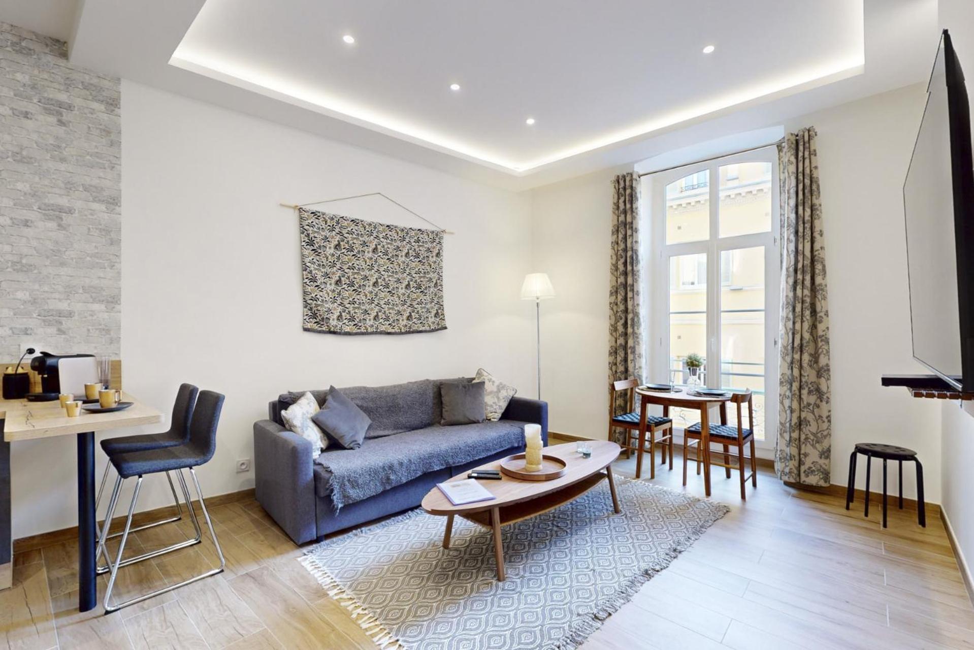 Gold-stars Fshh Nice