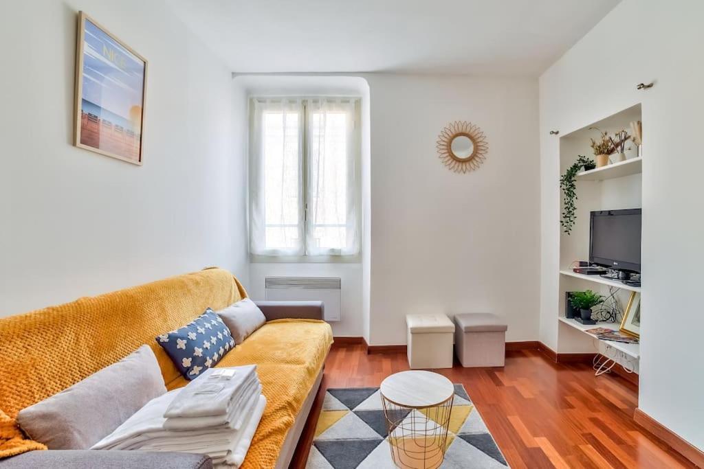 Alex Mari - Cosy En Plein Coeur Du Vieux Nice