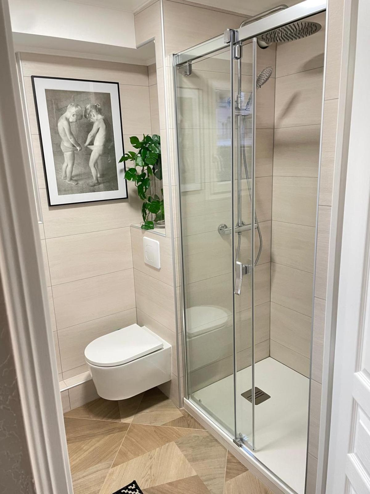 Sur La Promenade Des Avec Vue Originale A 40 M De La Apartment Nice